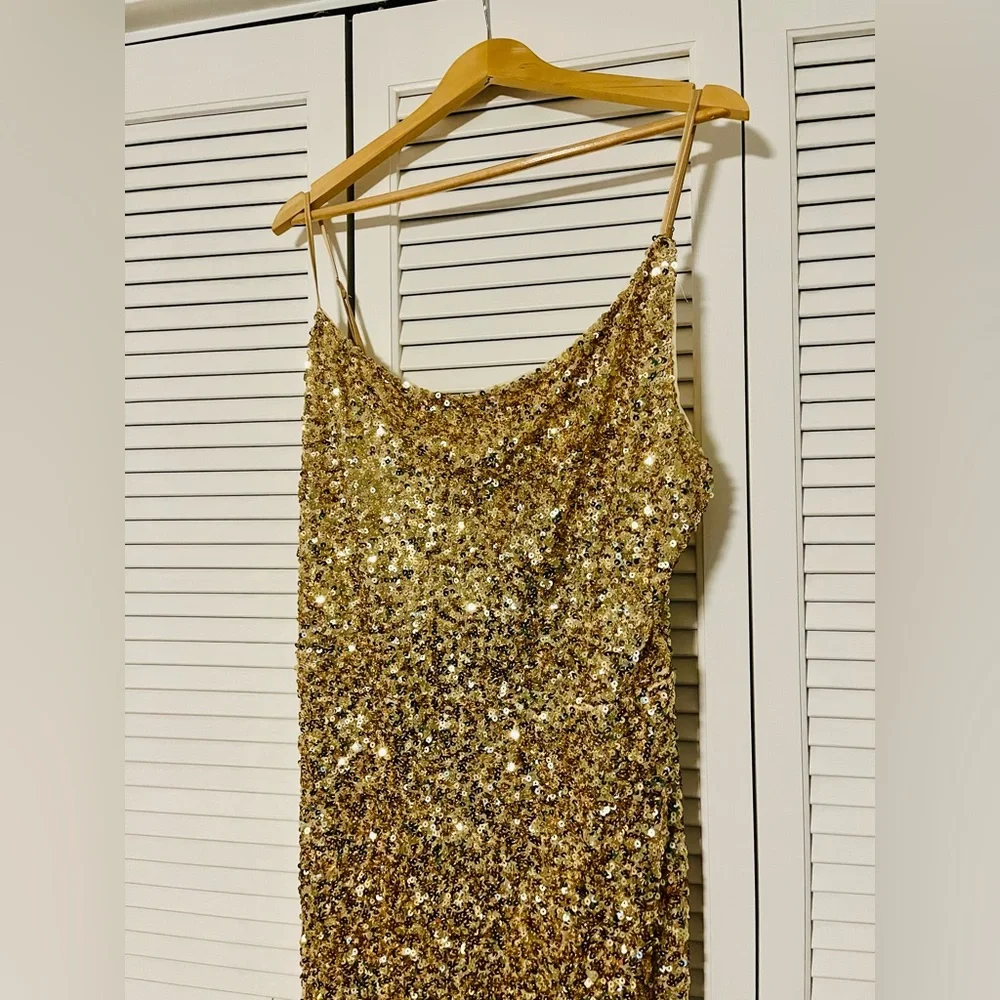 Gold Sequin Embellished Gown Dress - Picture 4 of 12